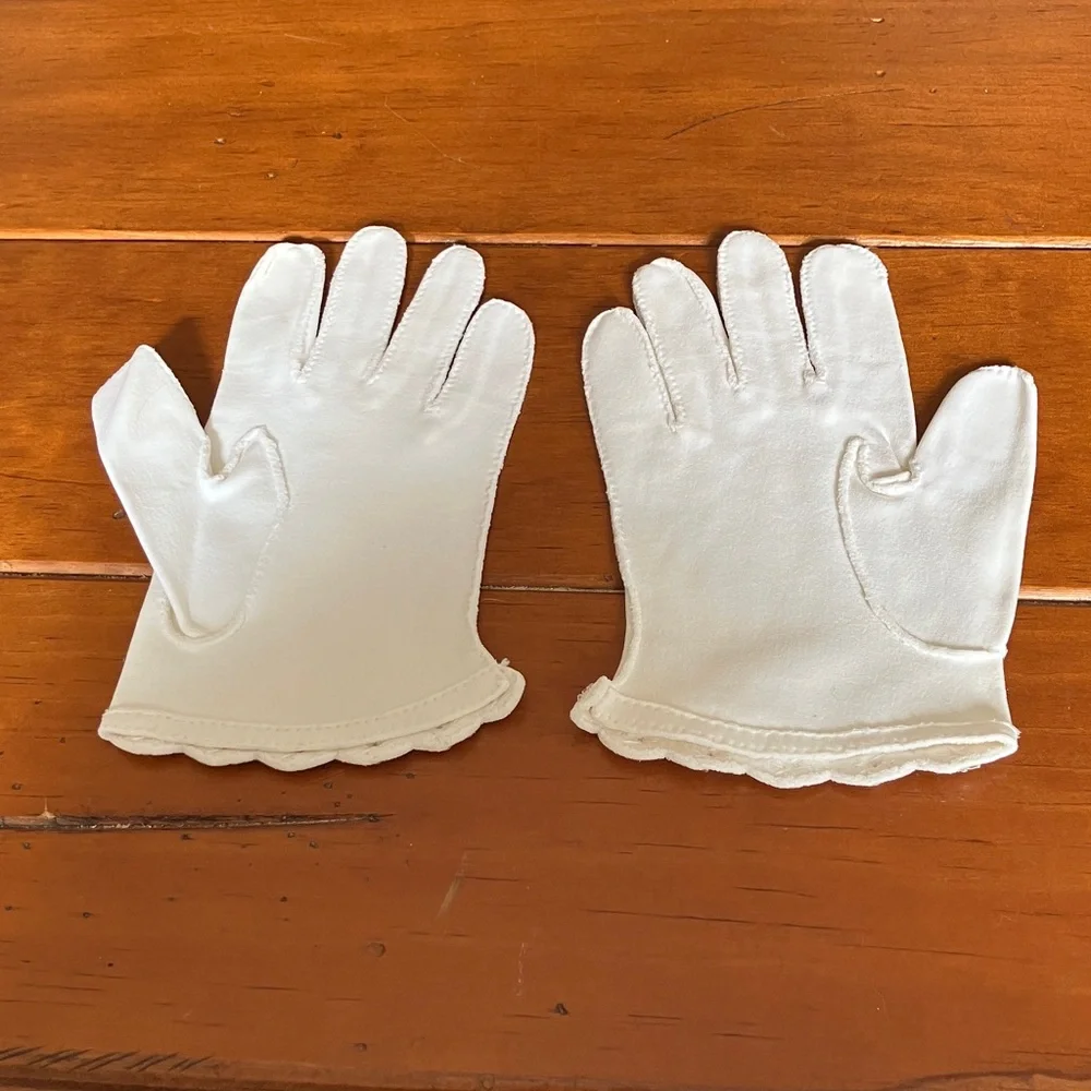 Vintage White Leather Madova Firenze Gloves